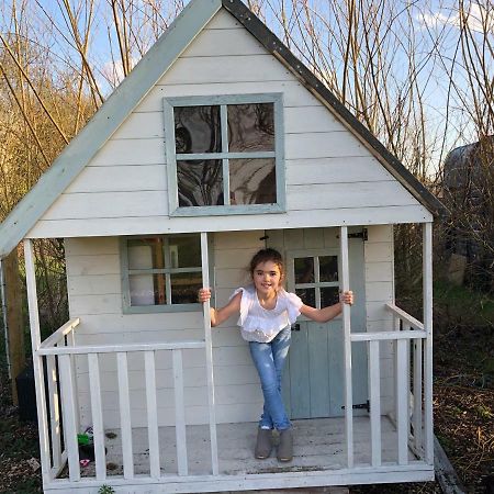 Willow Court Farm Studio East & Petting Farm, 8 Mins To Legoland & Windsor, 15 Mins To Lapland Uk מראה חיצוני תמונה